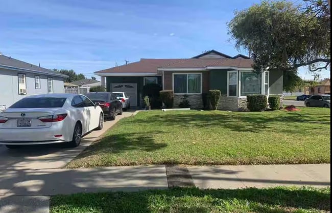 property at 13438 Stanford Ave