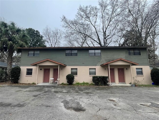 property at 914 SW 59 Terrace