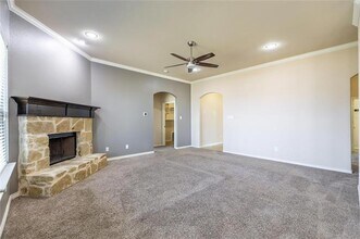 637 Peach Ln in Burleson, TX - Building Photo - Building Photo