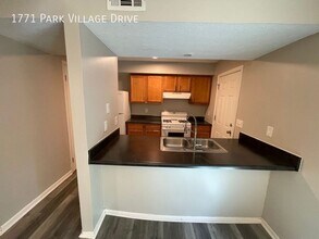 1771 Park Village Dr in Columbus, OH - Building Photo - Building Photo