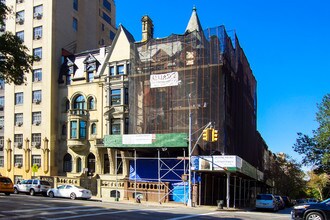 Converted into SFH in New York, NY - Building Photo - Building Photo