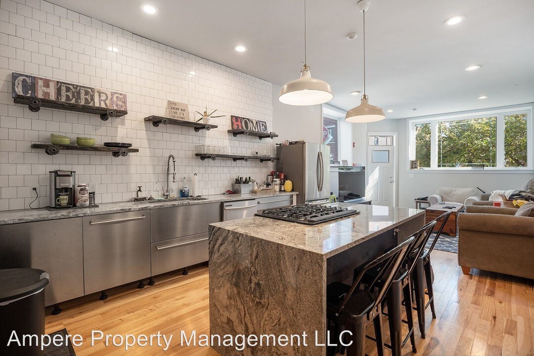 1152 S 12th St in Philadelphia, PA - Building Photo