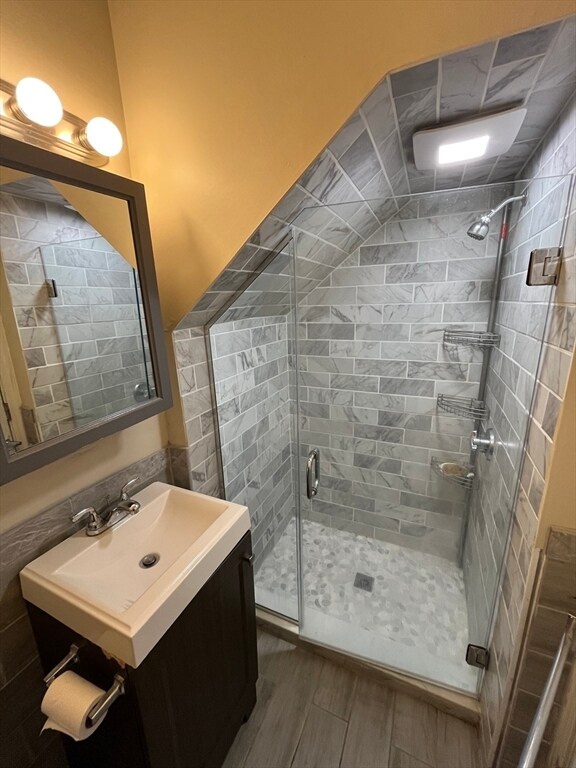 19 Central St in Methuen, MA - Building Photo - Building Photo