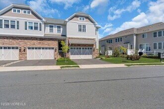 2 Malcolm Way in Lincroft, NJ - Building Photo - Building Photo