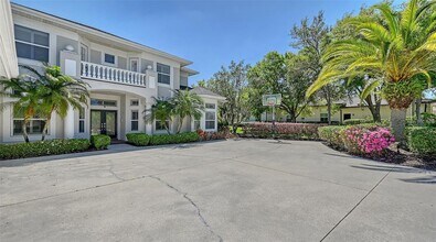 6911 Riversedge St Cir in Bradenton, FL - Building Photo - Building Photo