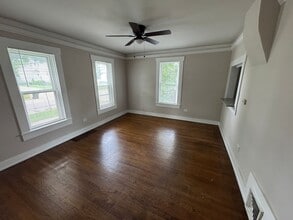 417 S Cook St in Barrington, IL - Building Photo - Building Photo