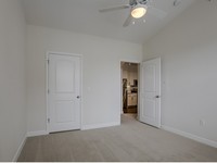 Kelly Reserve Apartments - 12