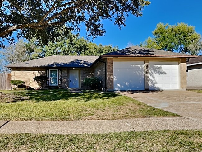 property at 2855 Pilgrims Point Dr