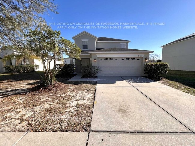 property at 2458 Hamlet Cir