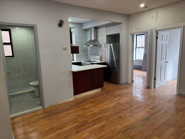 63 Bay 37th St in Brooklyn, NY - Building Photo - Building Photo