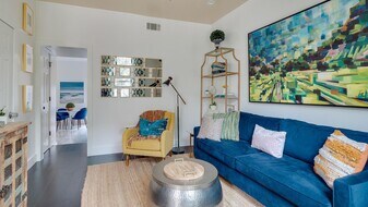 414 E Gaston St in Savannah, GA - Building Photo