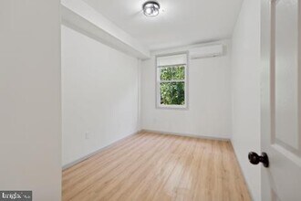 9 W Hinckley Ave in Ridley Park, PA - Building Photo - Building Photo