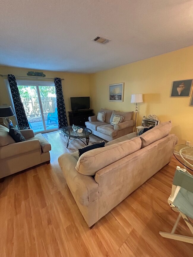 375 Bluefish Dr, Unit 102