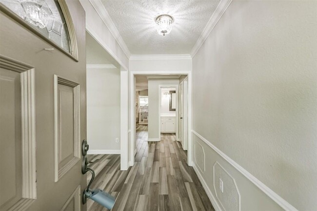 property at 28902 Twisted Oak Dr