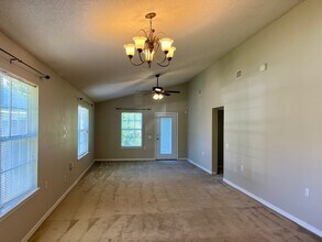 2052 Shadow Lake Dr in Gulf Breeze, FL - Building Photo - Building Photo
