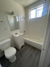 905 Daisy Ave in Long Beach, CA - Building Photo - Building Photo