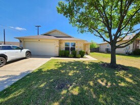 103 Frio River Trail in Hutto, TX - Building Photo