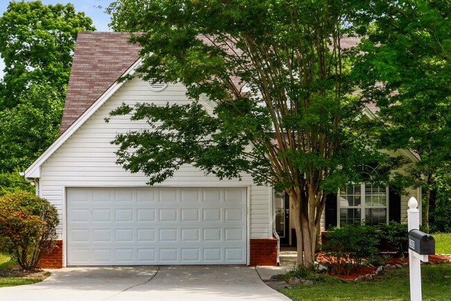 property at 300 Kentshire Pl NW