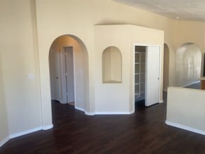 10400 Calle Chulita NW in Albuquerque, NM - Building Photo - Building Photo