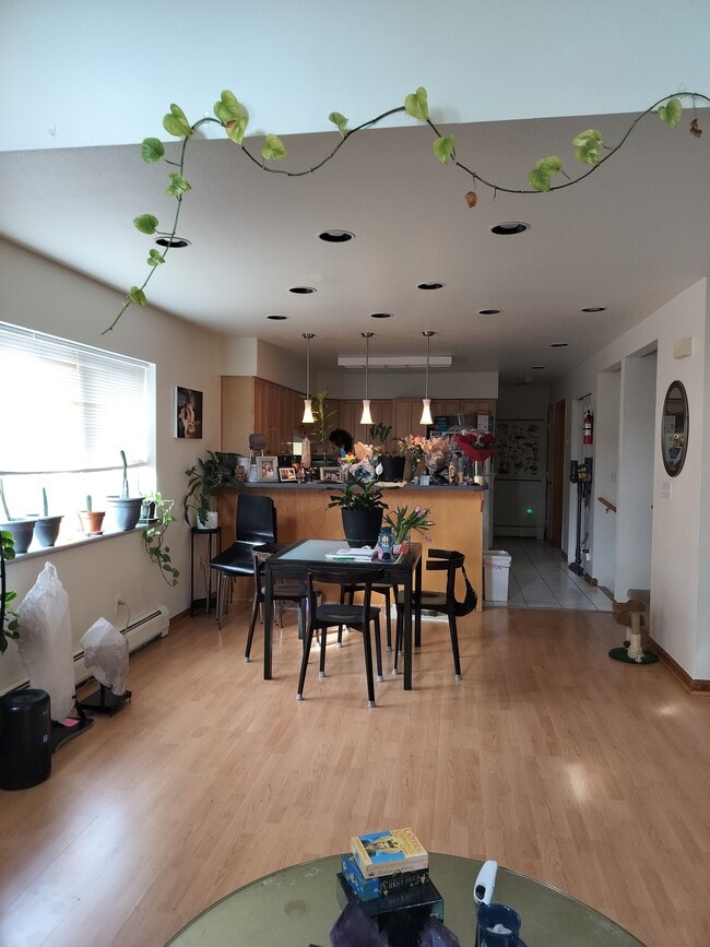 2191 S Sherman St in Denver, CO - Building Photo - Building Photo