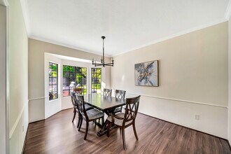 30428 Penrod Dr in Agoura Hills, CA - Building Photo - Building Photo