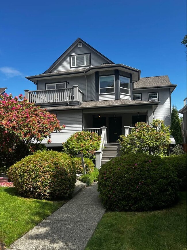 1837 W 14th Ave