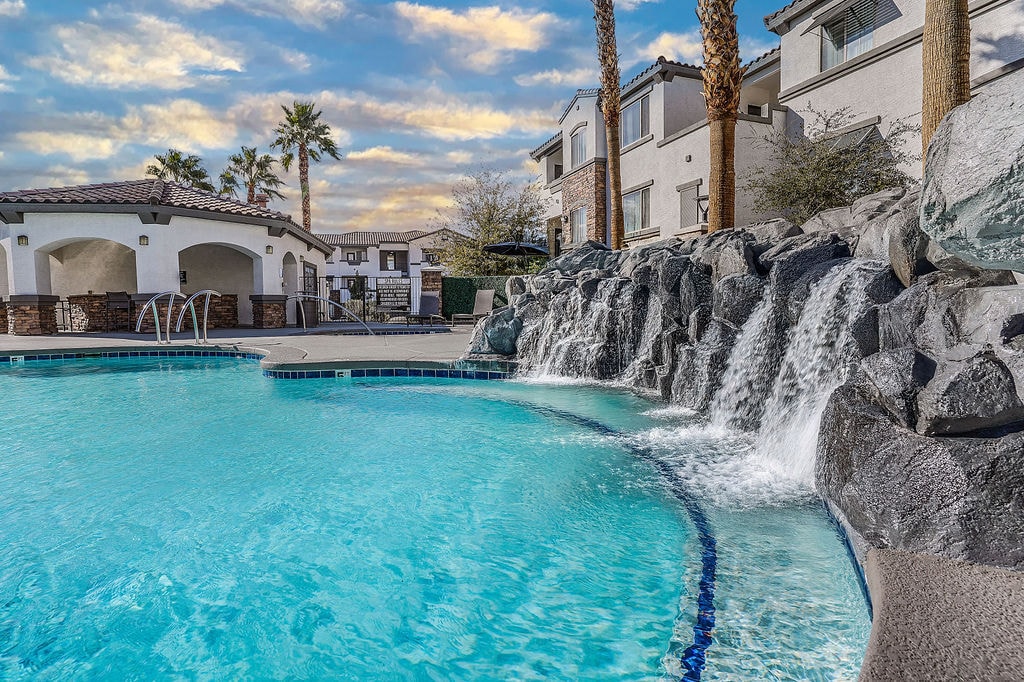 Cornerstone Park in Henderson, NV - Foto de edificio
