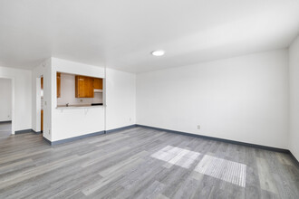 Rumrill Place Apartment in San Pablo, CA - Building Photo - Interior Photo