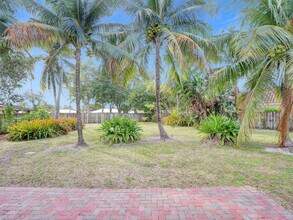 7 Polo Cir in Boca Raton, FL - Foto de edificio - Building Photo