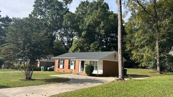 519 Kentbrook Dr in Charlotte, NC - Building Photo