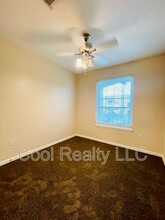 7990 Baymeadows Rd E in Jacksonville, FL - Building Photo - Building Photo