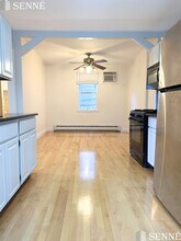 36 Florence St, Unit 36 Florence St. #1 in Somerville, MA - Building Photo - Building Photo