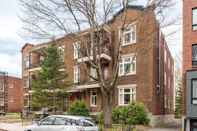 1064 Brown Av in Québec, QC - Building Photo - Building Photo