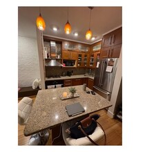 228 Commonwealth Ave, Unit 2R in Boston, MA - Foto de edificio - Building Photo