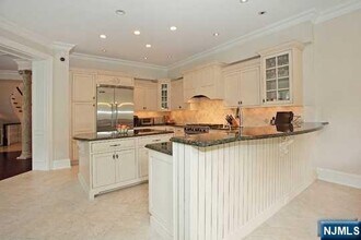 113 Bellaire Dr in Demarest, NJ - Building Photo - Building Photo