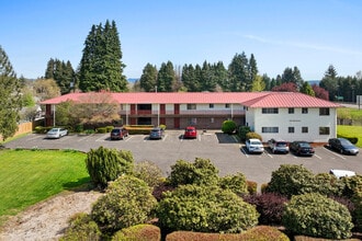 Shaver Apartments in Washougal, WA - Building Photo - Building Photo