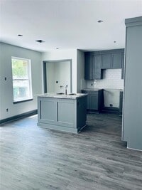 8134 Richland Dr photo'