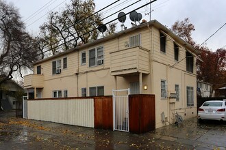 2016 13th St in Sacramento, CA - Building Photo - Building Photo