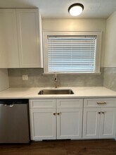 7310 Lindell Blvd, Unit 2 in University City, MO - Building Photo - Building Photo