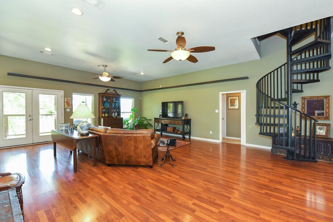 226 Valmar in Kemah, TX - Building Photo