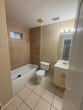 3110 Carson St, Unit 4 in Edinburg, TX - Building Photo - Building Photo