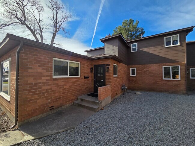 1213 Gordon Ave in Reno, NV - Building Photo - Building Photo