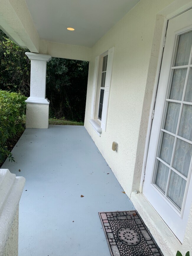 169 Blakely Ave S in Lehigh Acres, FL - Building Photo - Building Photo