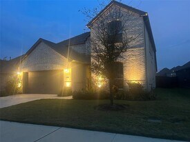 4304 Expedition Dr in Oak Point, TX - Building Photo