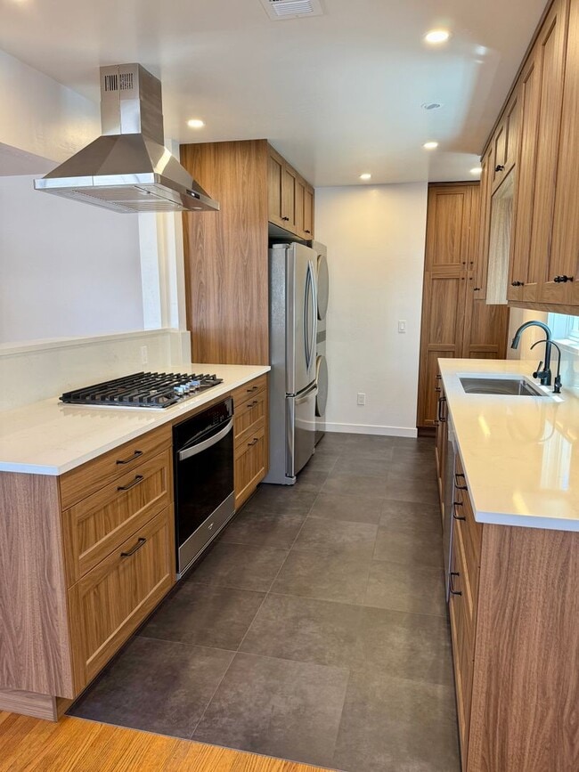 property at 4075-4077 Sequoia St