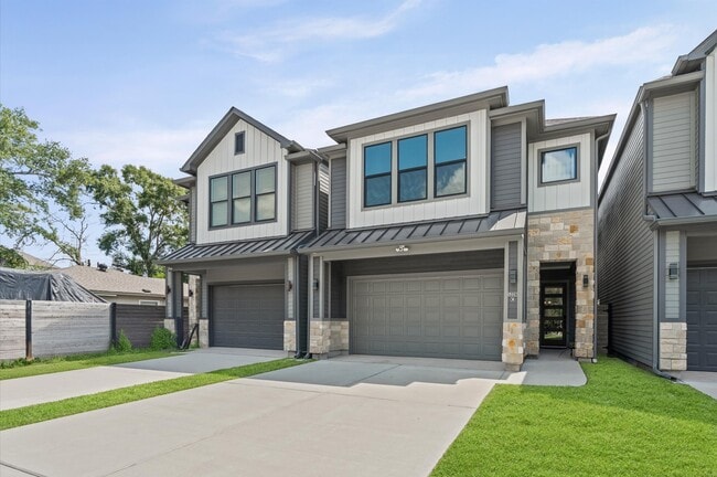 1228 Wycliffe Dr