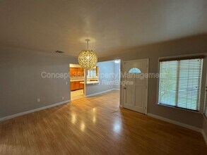 17024 Crenshaw Blvd in Torrance, CA - Building Photo - Building Photo