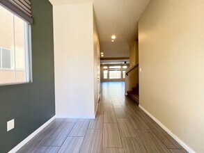 5638 W Bartlett Ridge Ct in Las Vegas, NV - Building Photo - Building Photo