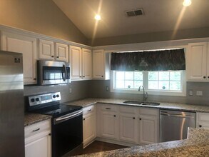 2038 Bridgewood Rd in Rocky Mount, NC - Building Photo - Building Photo