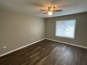 4430 Pine Ridge Cove in Memphis, TN - Building Photo - Building Photo
